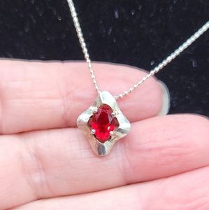 Silver 925 red natural stone petite pendant & chain.